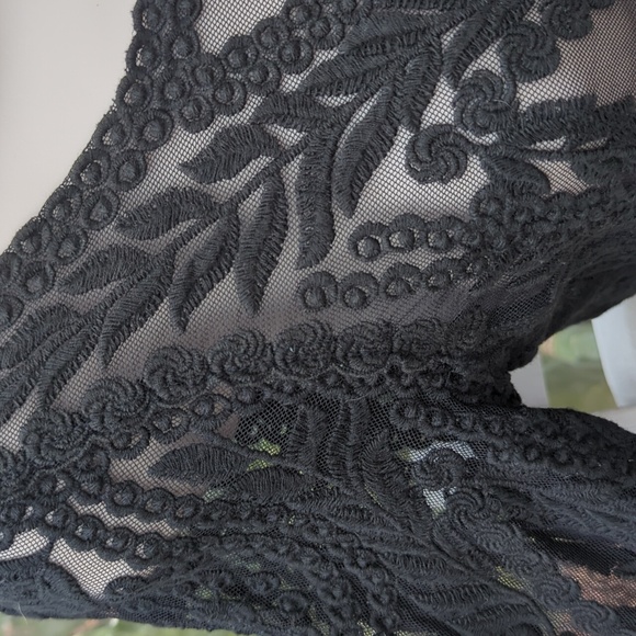 Vintage Y2K Express Black Lace Over Mesh Top - Picture 3 of 5